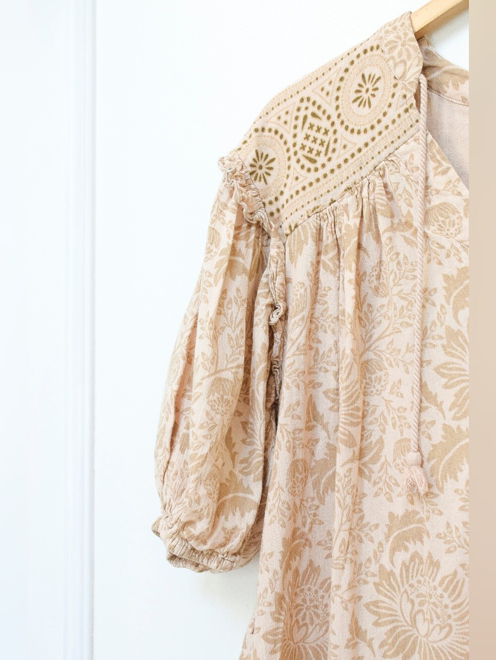 Spell Lioness Tunic Dress Beige Floral Babydoll Mini Sz XS Tassel Boho Romantic - Picture 9 of 15